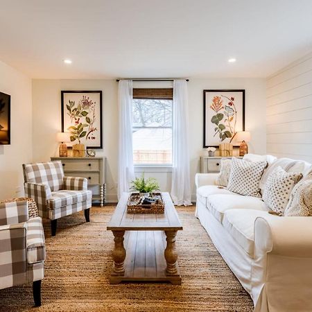 Downtown Luxury Farmhouse Apartment #4 West Dundee Exteriér fotografie